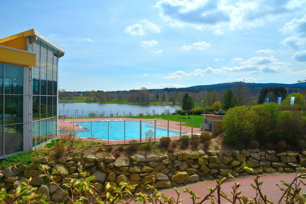 Gesundheitshotel Weissenstadt Am See Esterno foto